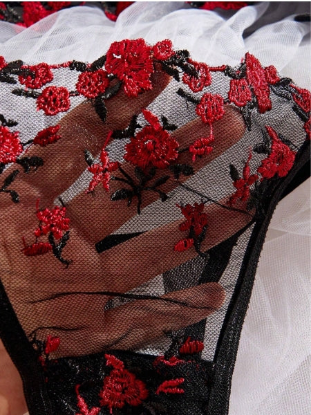 Black & Red Floral Lace Lingerie Set – Bra & Thong for Women